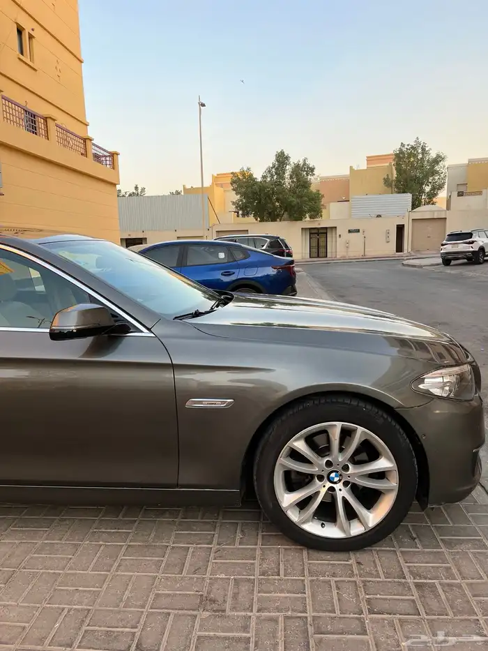 بي إم دبليو 528i 6