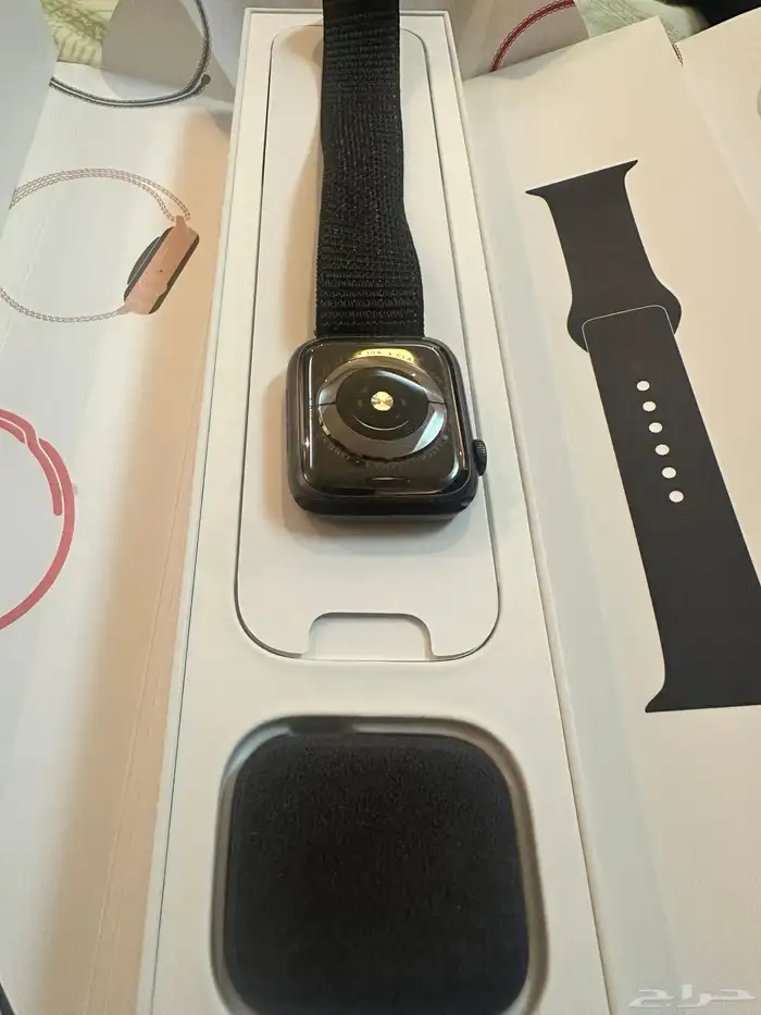 Apple Watch series 5 ساعة ابل الجيل الخامس 1