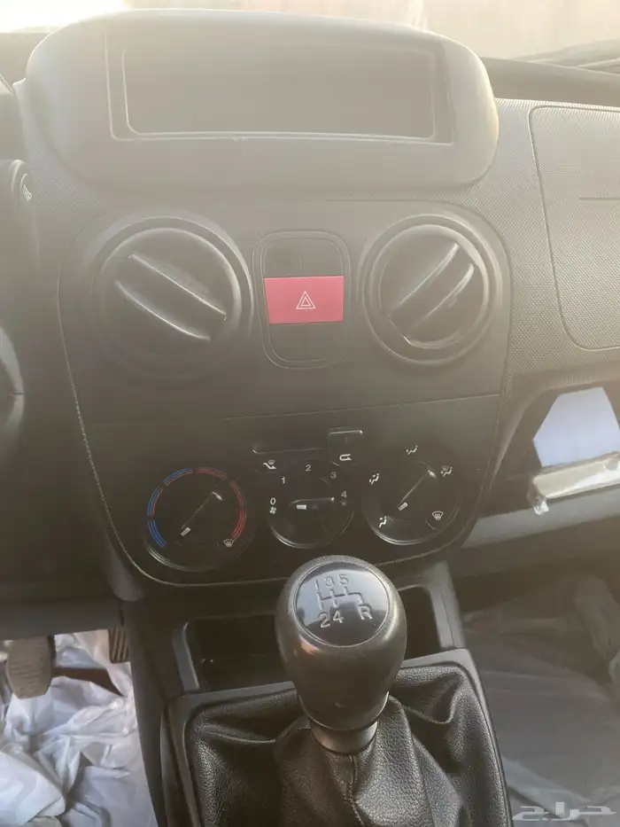 سياره فان من نوع فيات 3