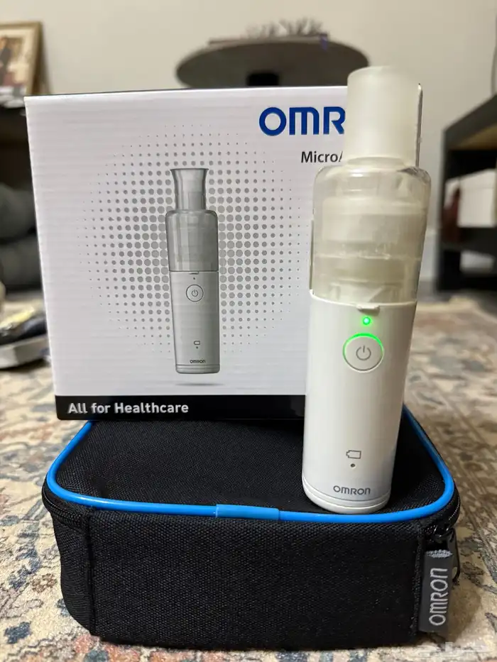 سرير طبي جديدوجهاز اكسجين بخارماركة امرون استعمال بسيط 9