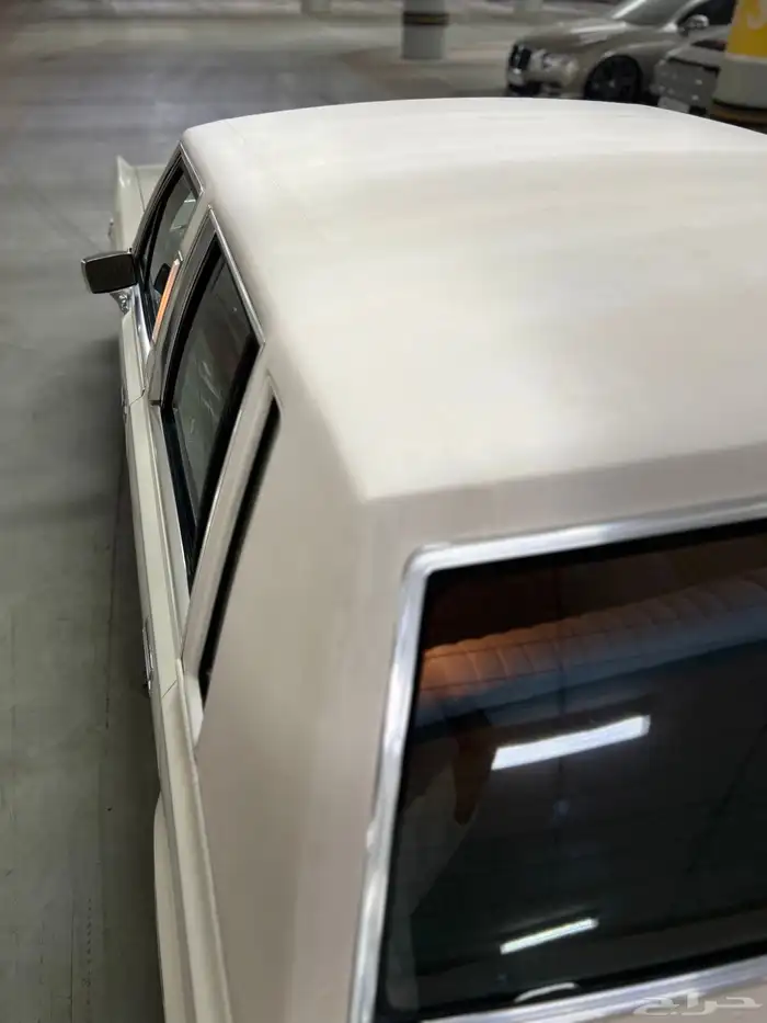 لينكون تاون كار 1983 مخزن كلاسيك سعودي وكالة ( تم البيع ) . 21