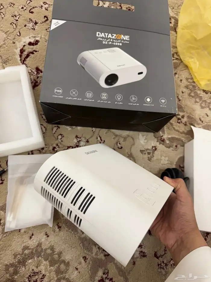 بروجكتر datazone 4K 29