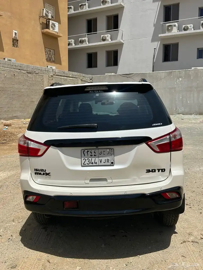 للبيع ايسوزو MUX موديل 2022 فل كامل دبل 5