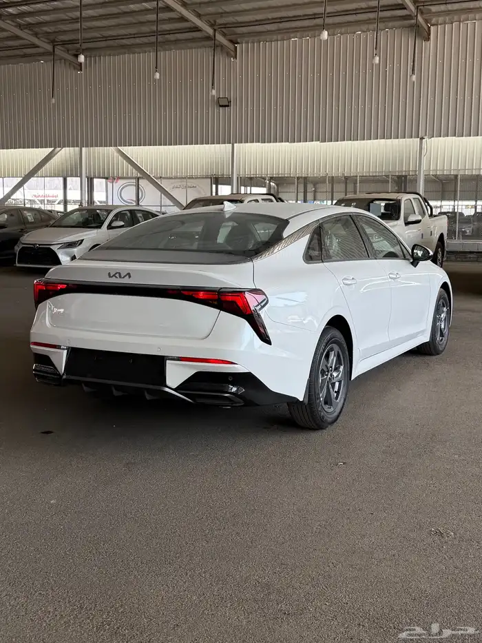 كيا K5 2026 اصفار 4