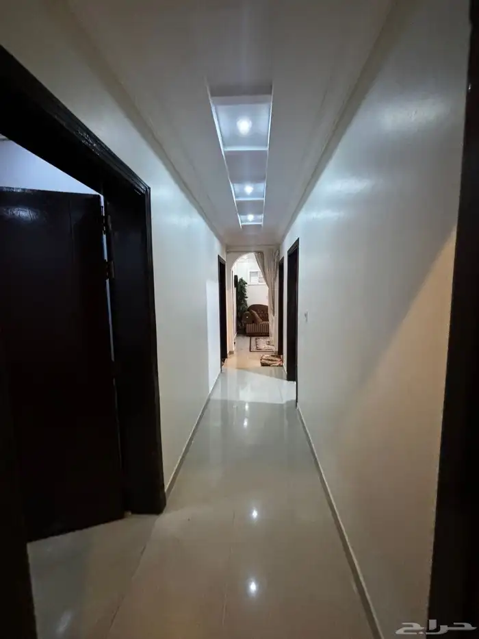 شقة روف 5 غرف موثثة مع سطح مستقل 8