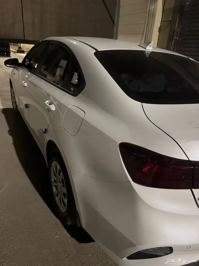 كيا سيراتو 2024 4