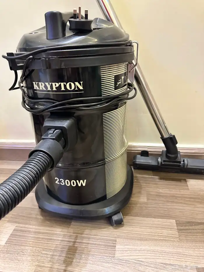 مكنسة كهربائيه 0