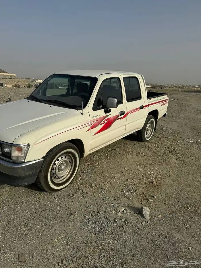 هايلوكس 2000 1