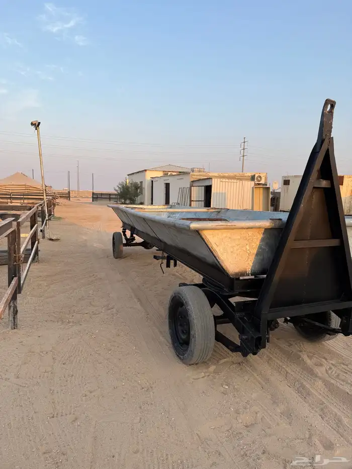 للبيع حوض ماء ابل نظيف 0