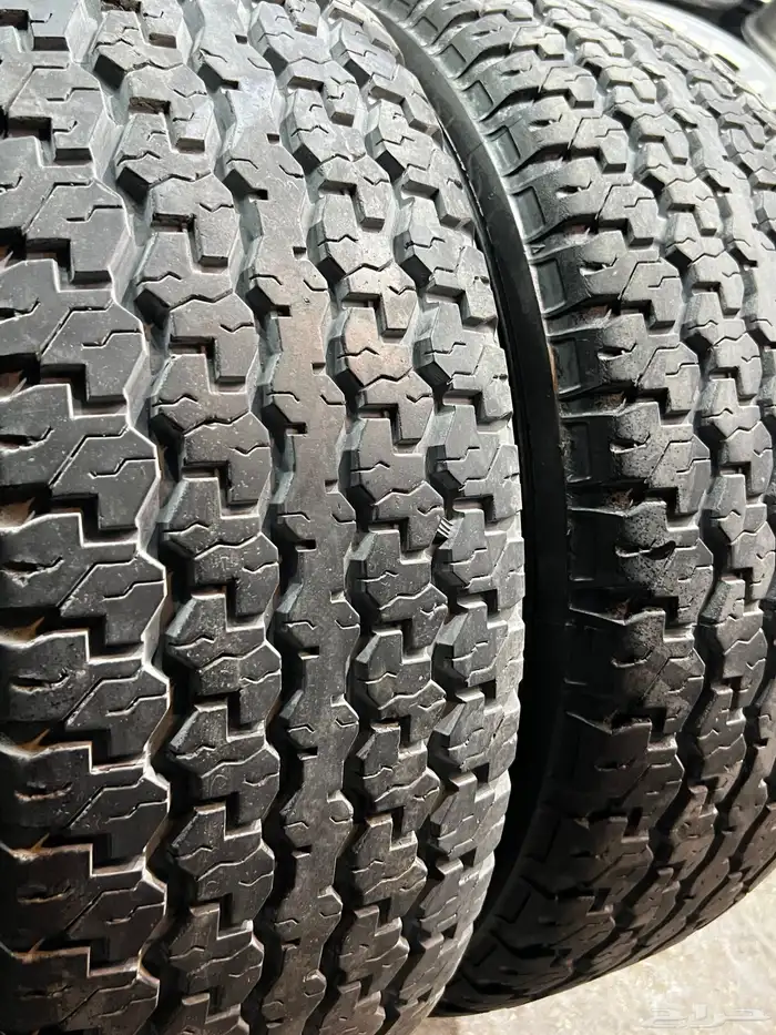 جنوط   رفرف مع كفرات دنلوب مقاس 275 70 16 تاريخ 21 39