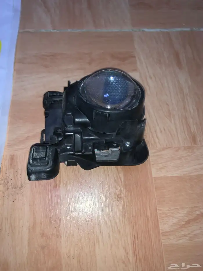 عدسة اصليه وكاله تايوتا كامري 0