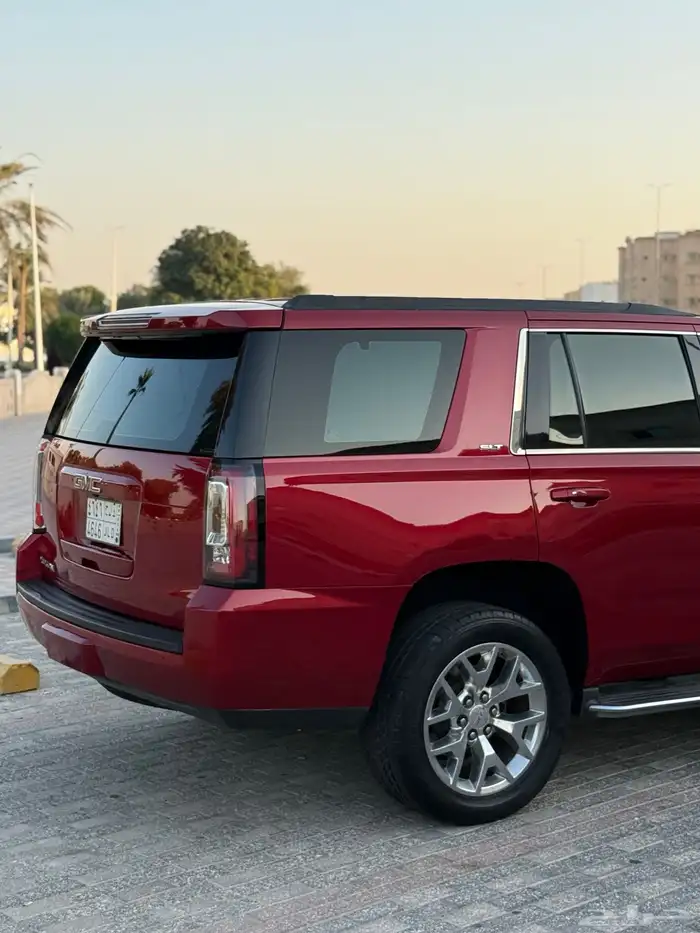 للبيع يوكن فل كامل 2015 بدون دبل SLT 18