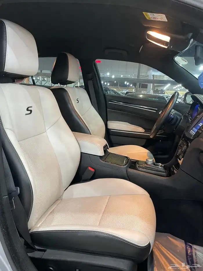 كرايسلر موديل 2021 فل كامل 10