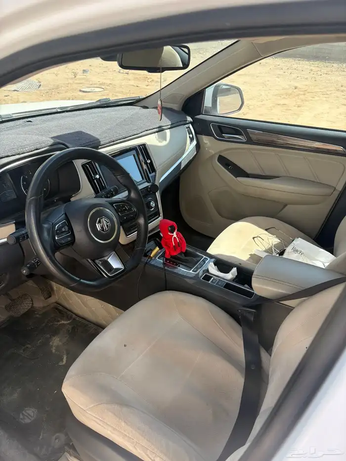 جيب MG RX5 فل كامل 7