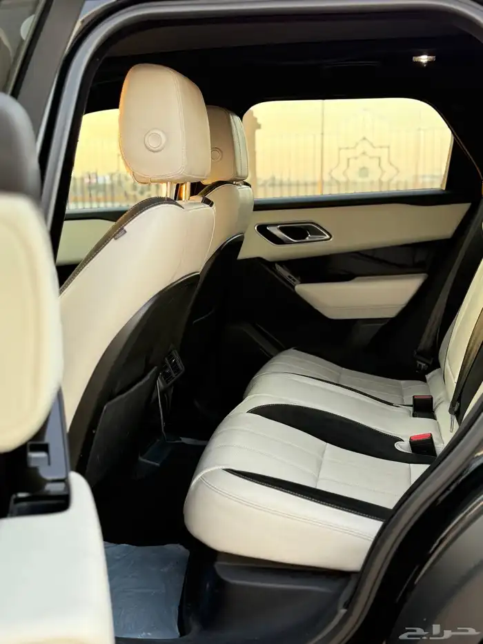 رنج روفر فيلار 4