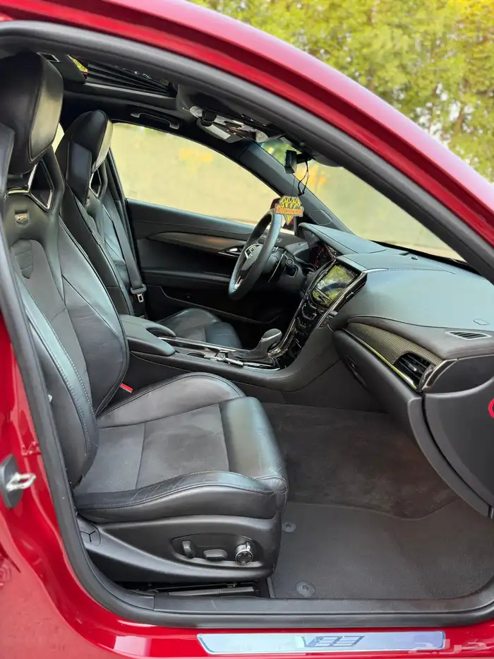 كاديلاك ATS-V قمة النظافة بحالة الجديد 27