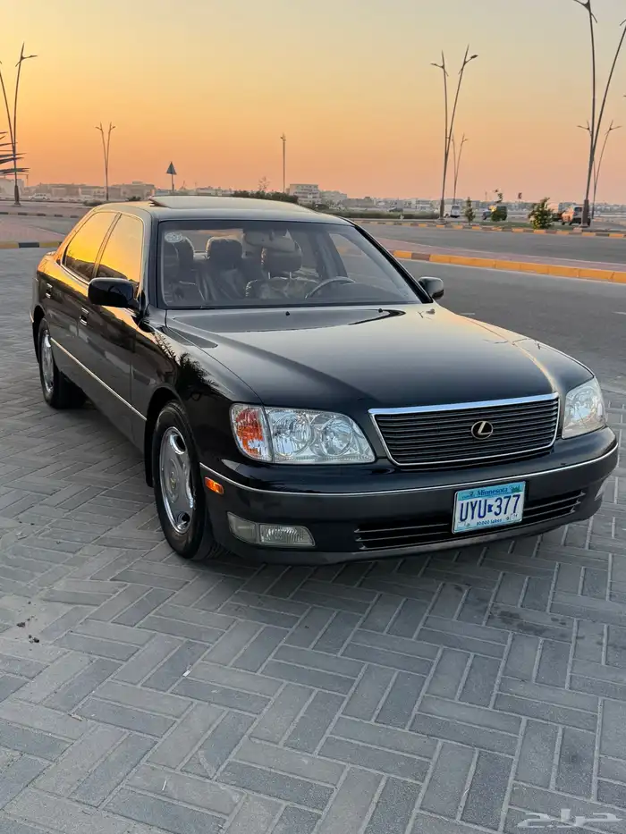 للبيع لكزس مديل 99 19