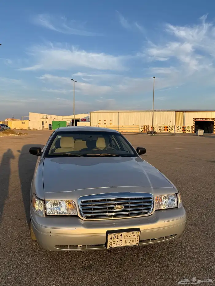 فورد فكتوريا 2012 2