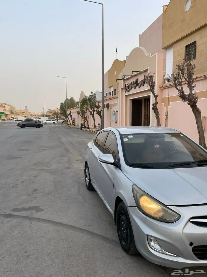 اكسنت 2015 مستعمل للبيع 1