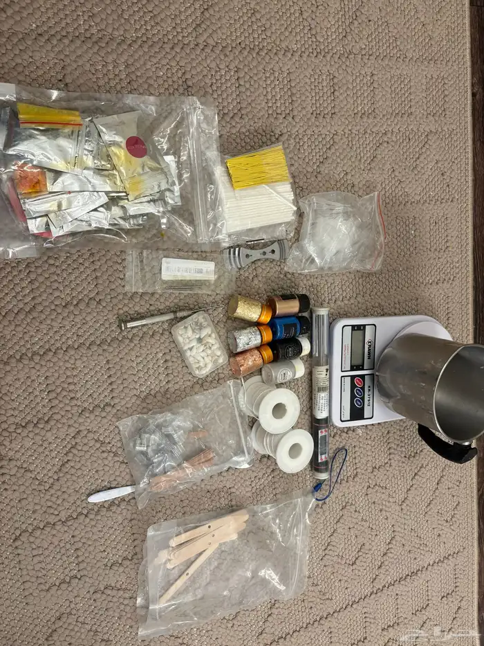 قوالب سيلكون والوان ادوات صناعه الشموع(ضمد) 0