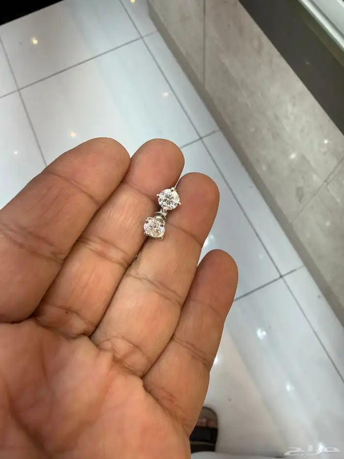 حلق الماس ذهب ابيض 2