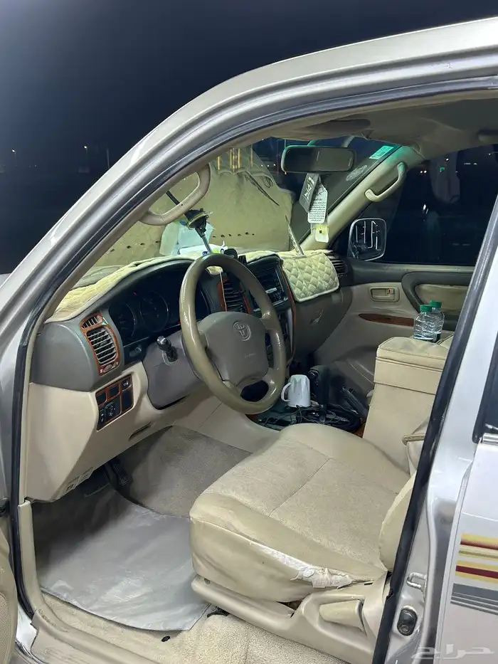 جيب لاندكروزر 4