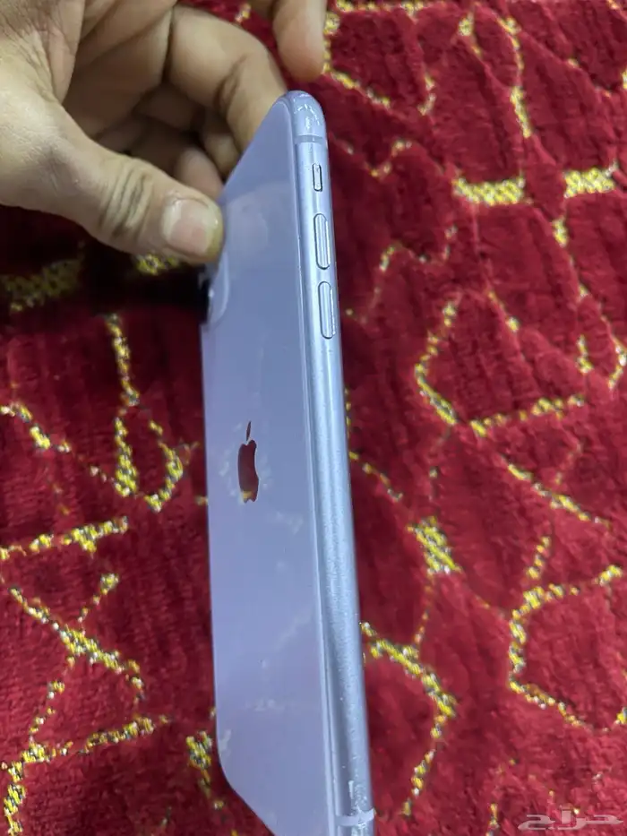 اعرض لكم ايفون11عادي نضيف منوة المستخدم نسبة البطاريه 74 4