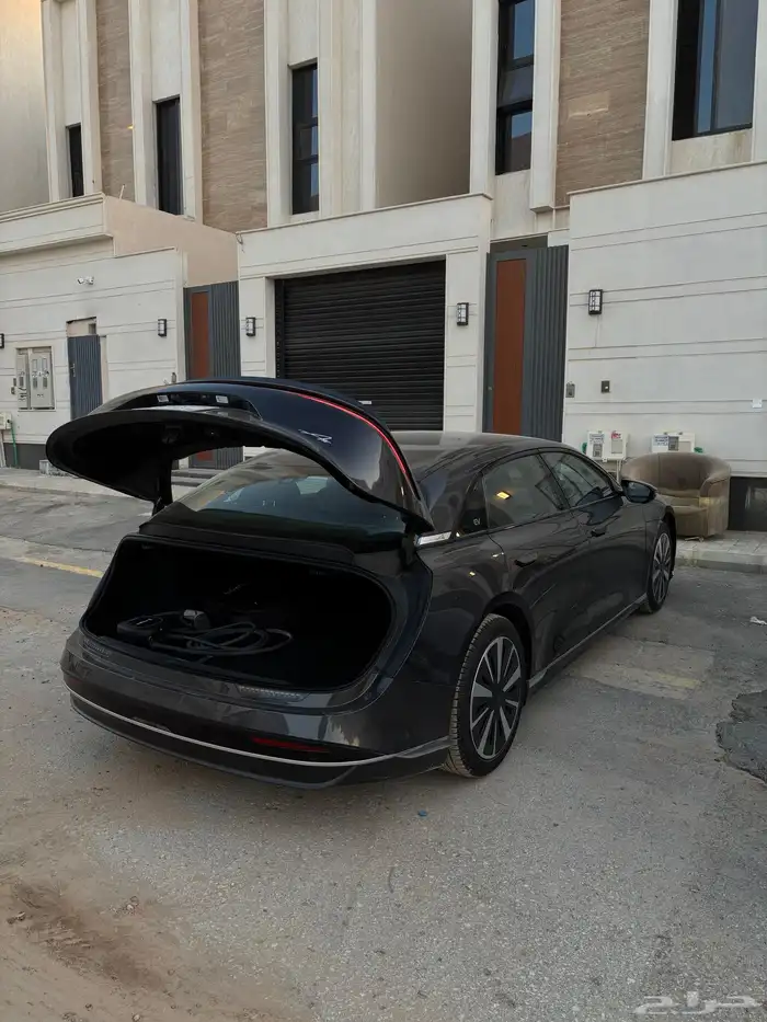 سيارة لوسد Air Pure 2024 9