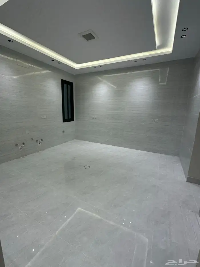 للبيع ادوار ارضية وعلوية مداخل مستقلة المحالة - ابها 6