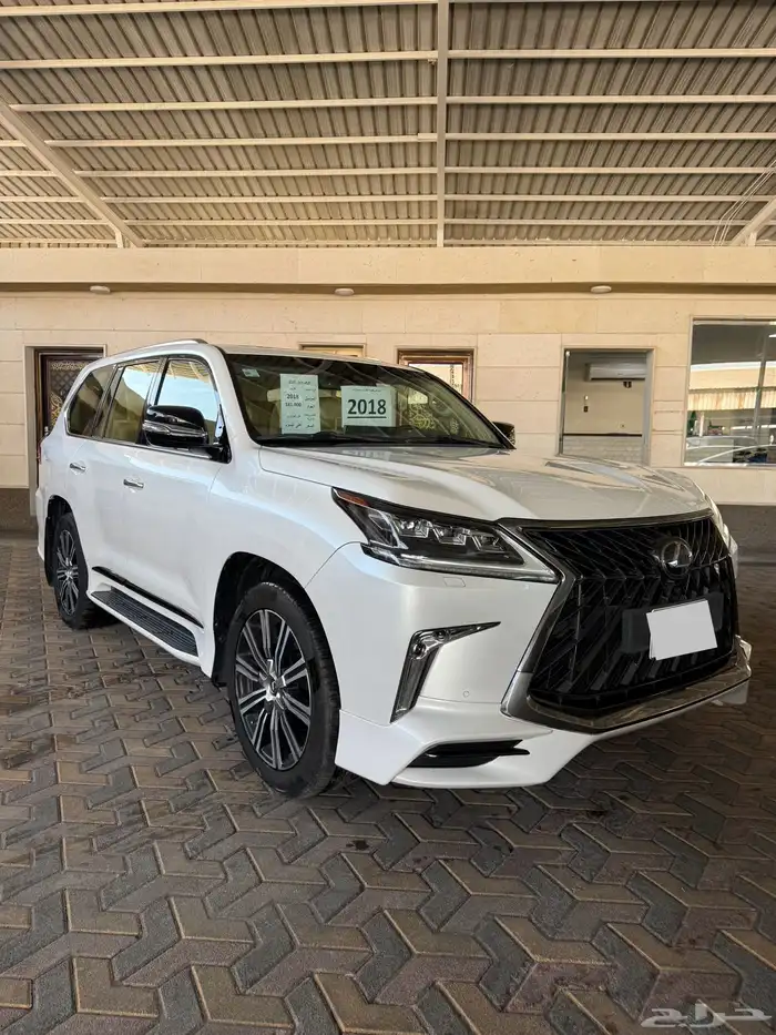 لكزس LX570 موديل 2018 4