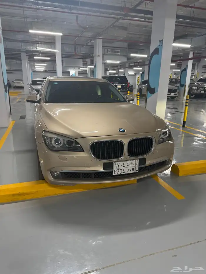 بي ام 2011 730 نظيفه 12