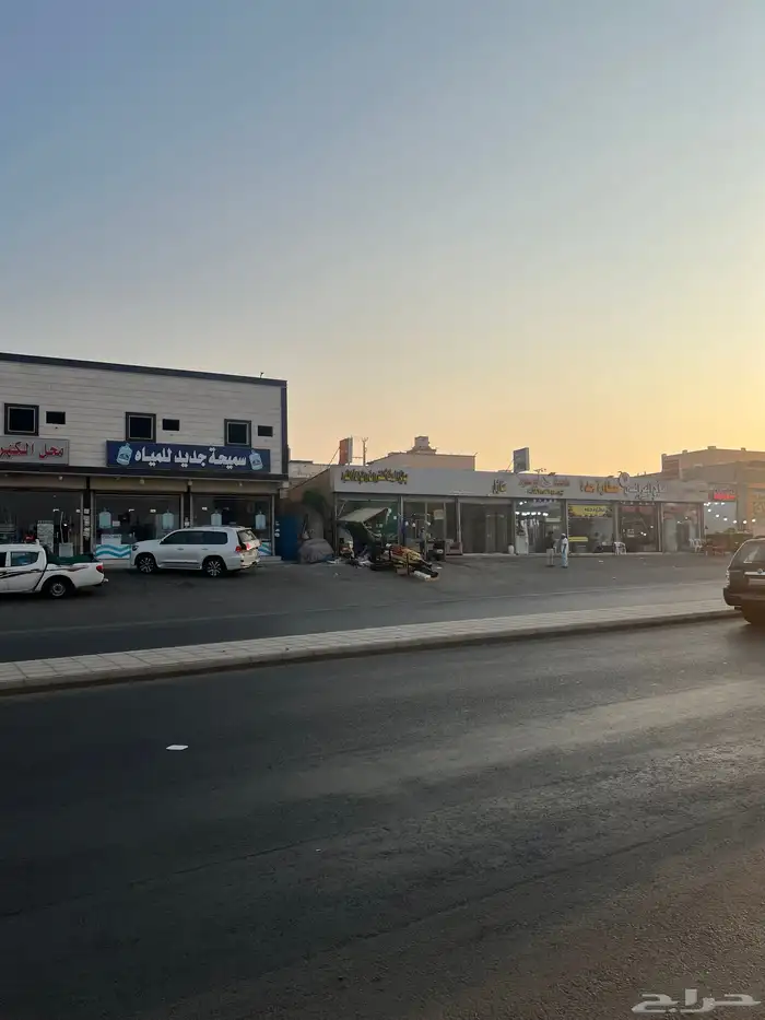 محلات تجارية للايجار جده حي الحرازات 1