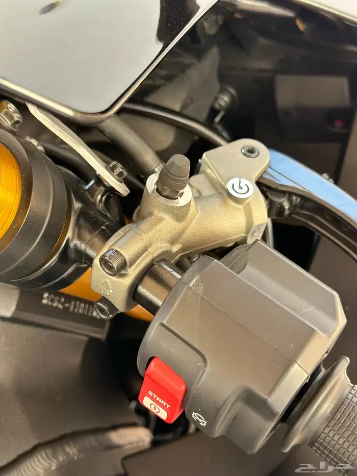 HONDA CBR 1000 RR-R 2023 30