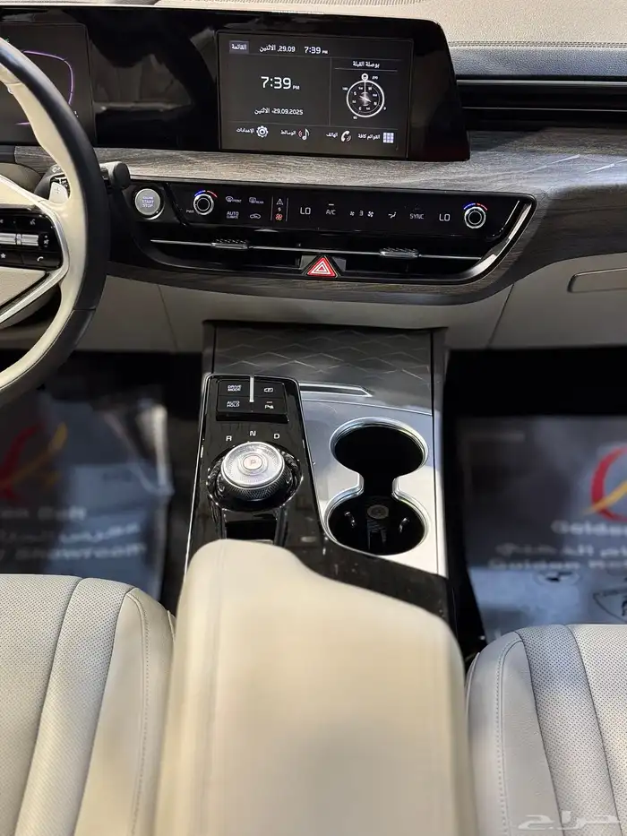 كيا k8 موديل 2022 25