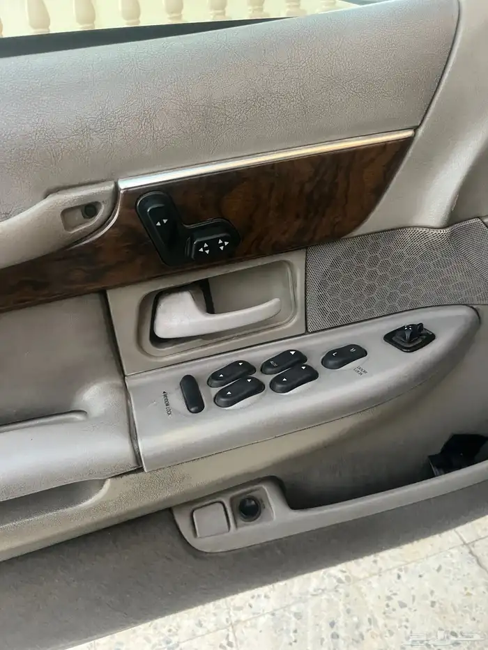 فورد جراند ماركيز 1999 6