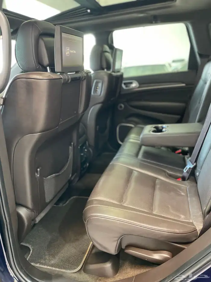 جيب شيروكي فل كامل 2018 8