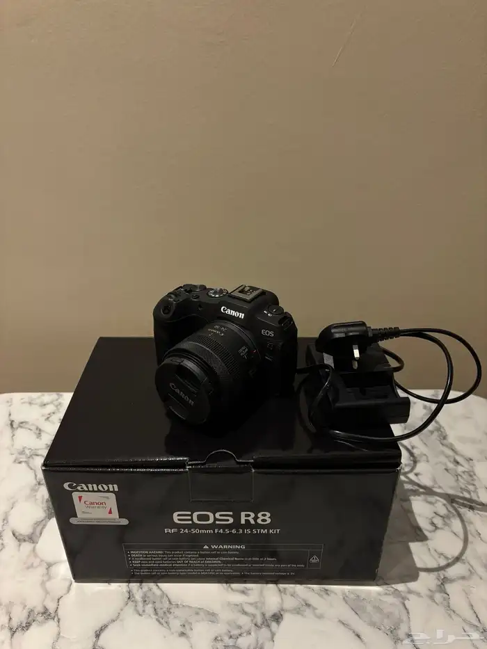 كاميرا كانون r8  عدسة 24-50 عدسة 50mm rf 0