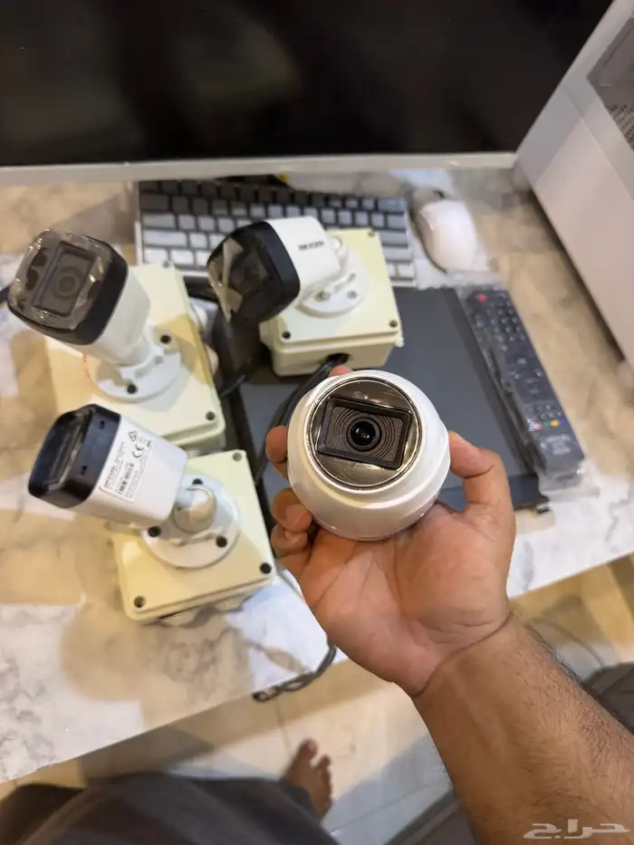 كاميرات مراقبة 7