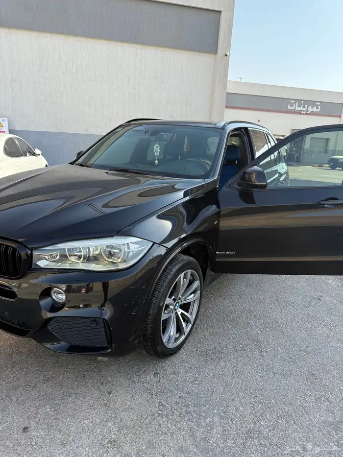 BMW X5 50i 2