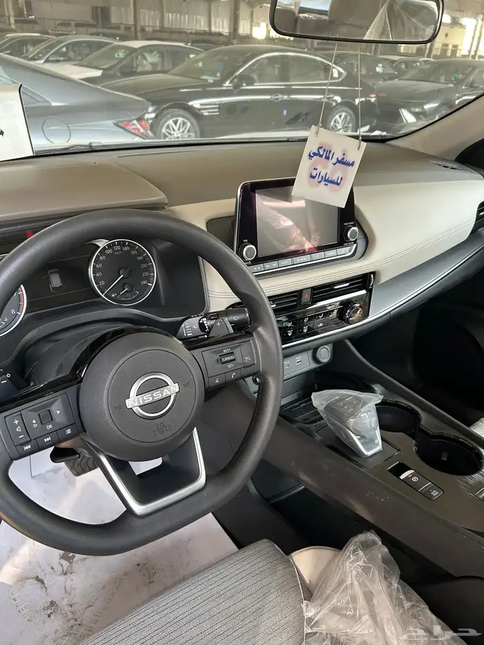 نيسان اكستريل 5 ركاب و 7 ركاب 2025 1