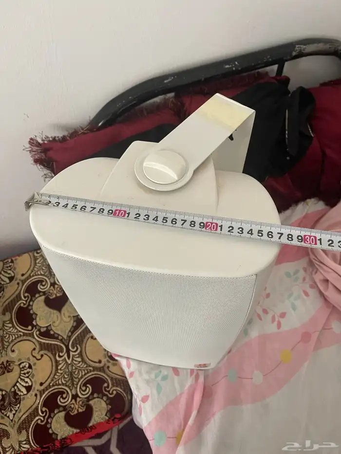 سماعات الماني يوجد 6 حبات 4