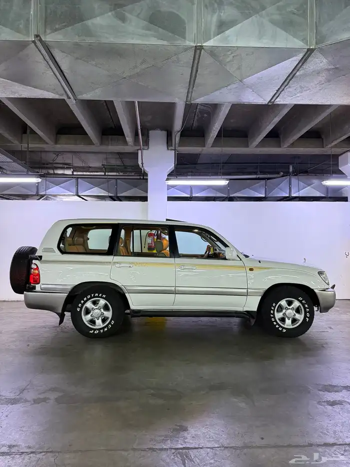 لاندكروزر VXR 99 ليمتد 4