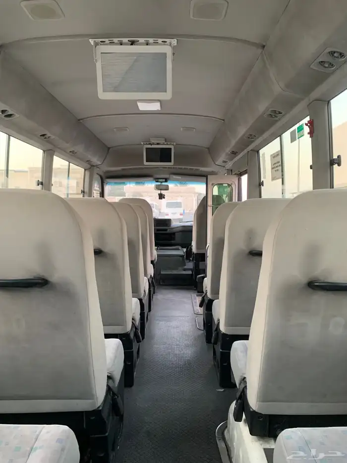 تويوتا باص كوستر ديزل 10