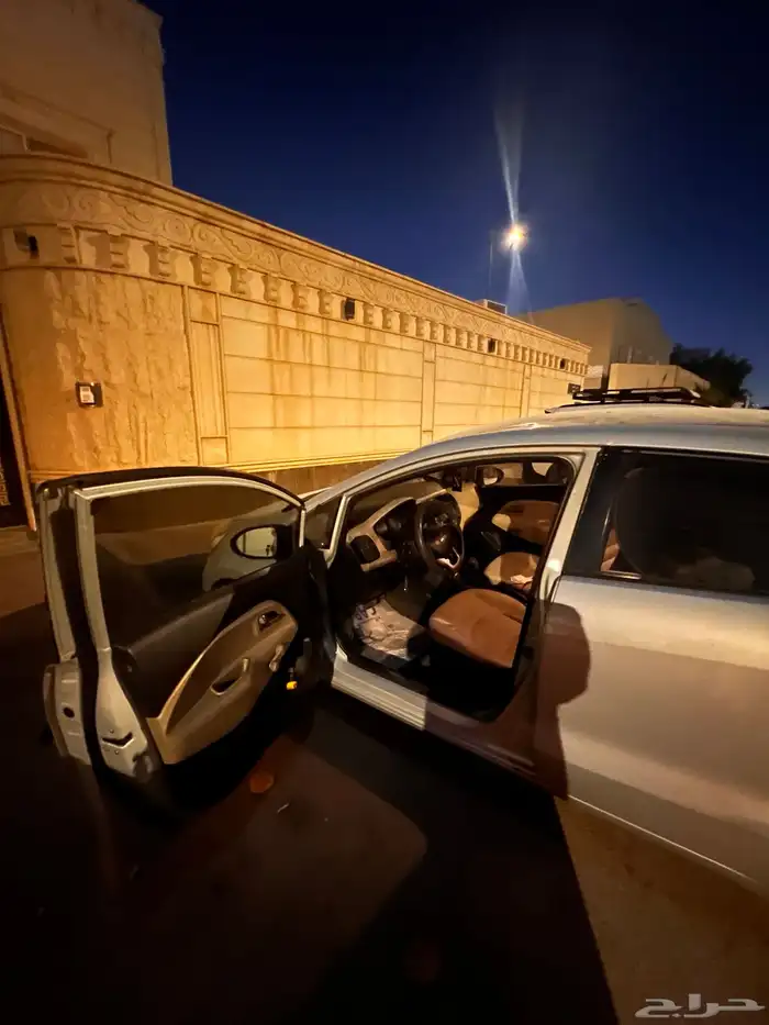 كيا ريو للبيع 6