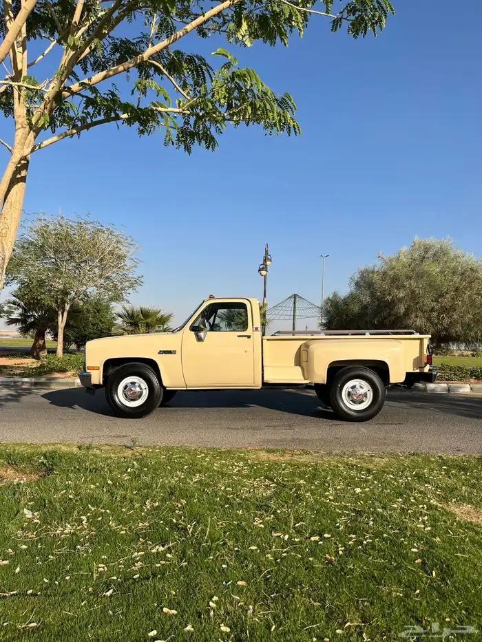 للبيع جمس موديل 86 قير عادي 9