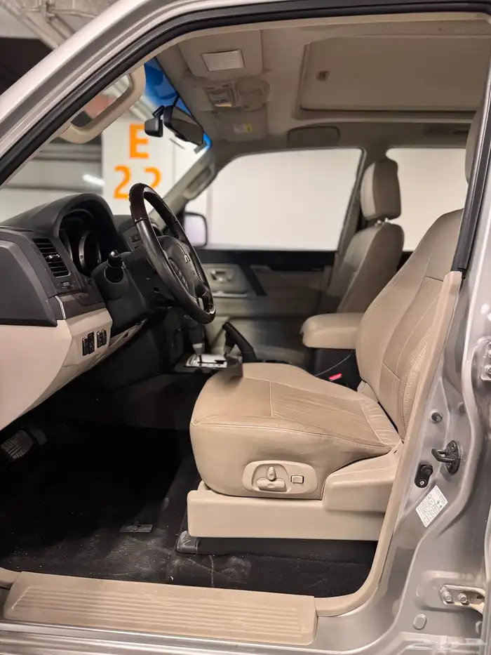 ميتسوبيشي باجيرو موديل 2022 فل كامل 11