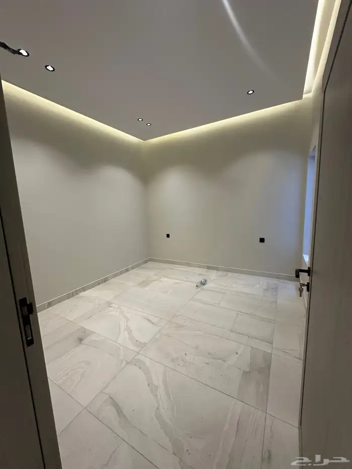 شقة ارضي مدخل سيارة خدمات واصله 670 الف فقط 8