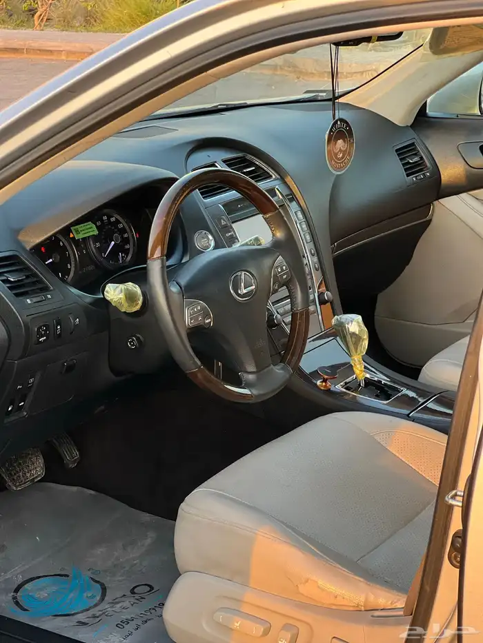 لكزس 2010 امريكي ES ممشى قليل ونظيف جدا 3