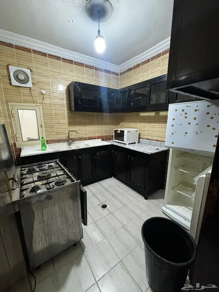 شقة روف 5 غرف موثثة مع سطح مستقل 10