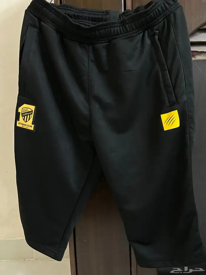 تيشرتات نادي الاتحاد السعودي و بناطيل   اكس لارج 3